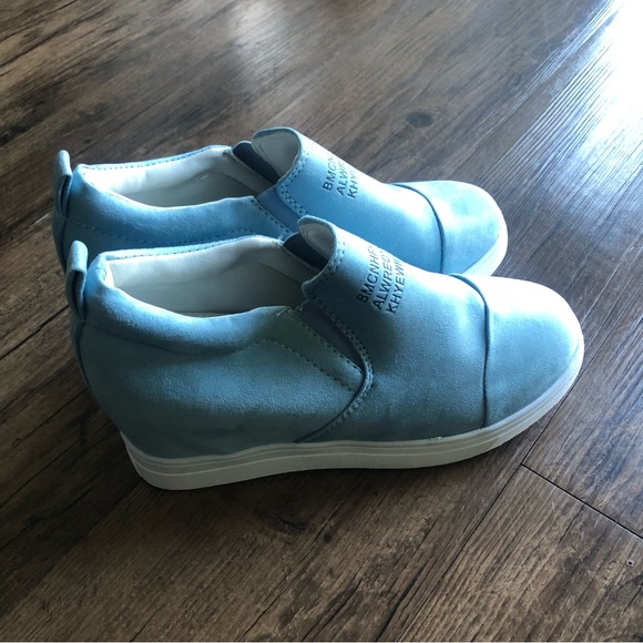 Zulily Roses Women’s Slip-On Wedge Sneaker - Picture 3 of 5